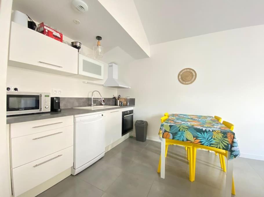 Maison Typee Arcachonnaise Avec Piscine Commune Ла-Тест-де-Бюш Экстерьер фото